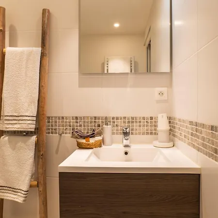 1-br In The Heart Of *